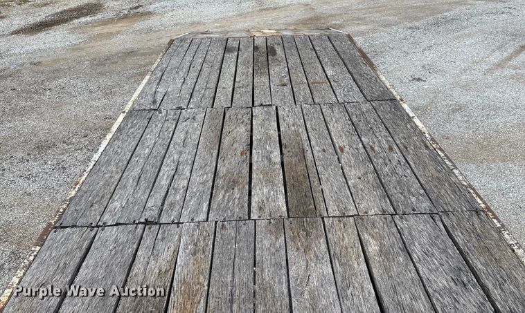 image for item EN5616 2005 Holden Industries HCZ20KT equipment trailer