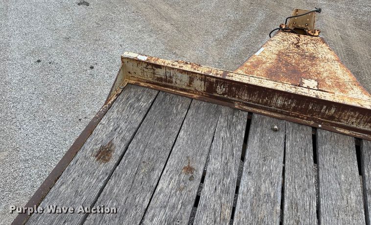 image for item EN5616 2005 Holden Industries HCZ20KT equipment trailer