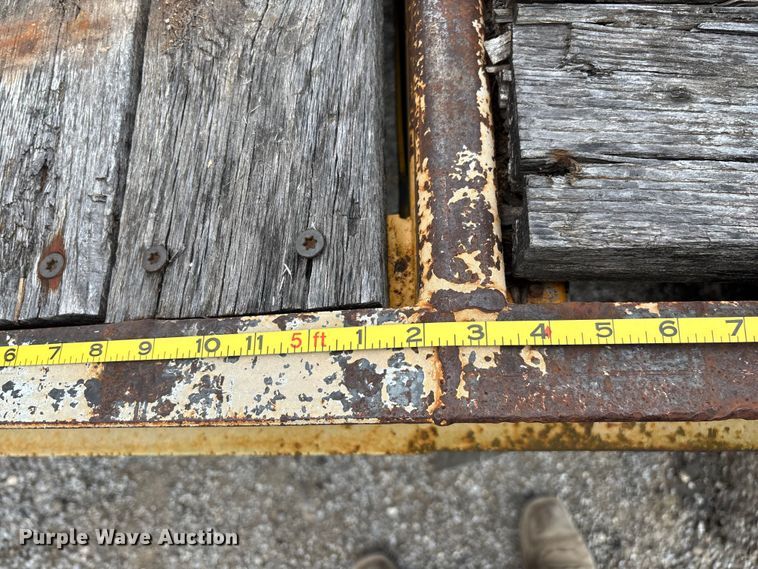 image for item EN5616 2005 Holden Industries HCZ20KT equipment trailer