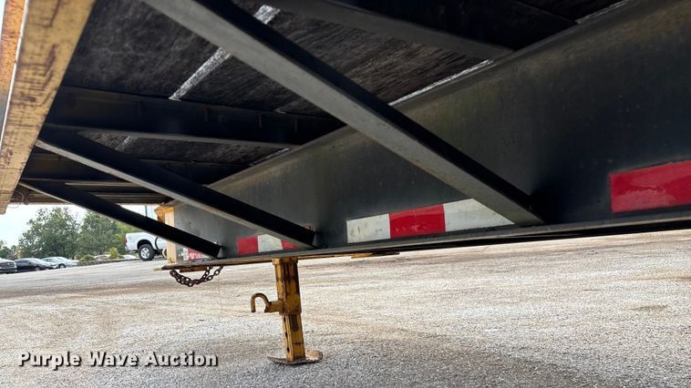 image for item EN5616 2005 Holden Industries HCZ20KT equipment trailer