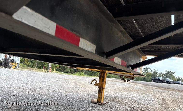 image for item EN5616 2005 Holden Industries HCZ20KT equipment trailer