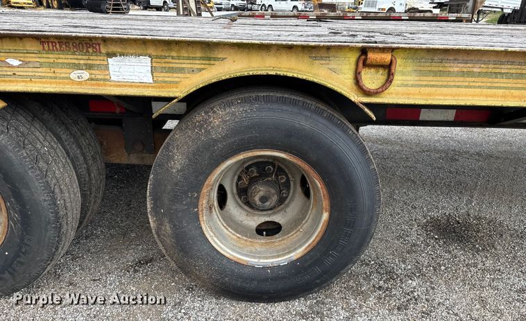 image for item EN5616 2005 Holden Industries HCZ20KT equipment trailer