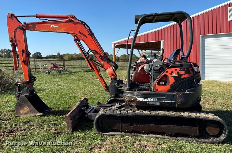image for item EN5706 2006 Kubota U45 mini excavator