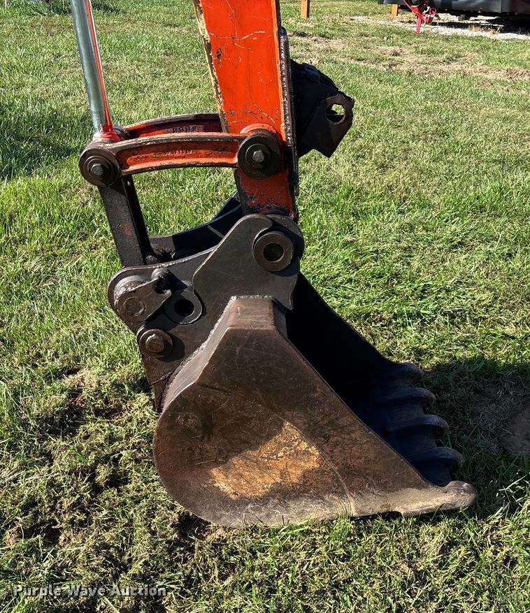 image for item EN5706 2006 Kubota U45 mini excavator