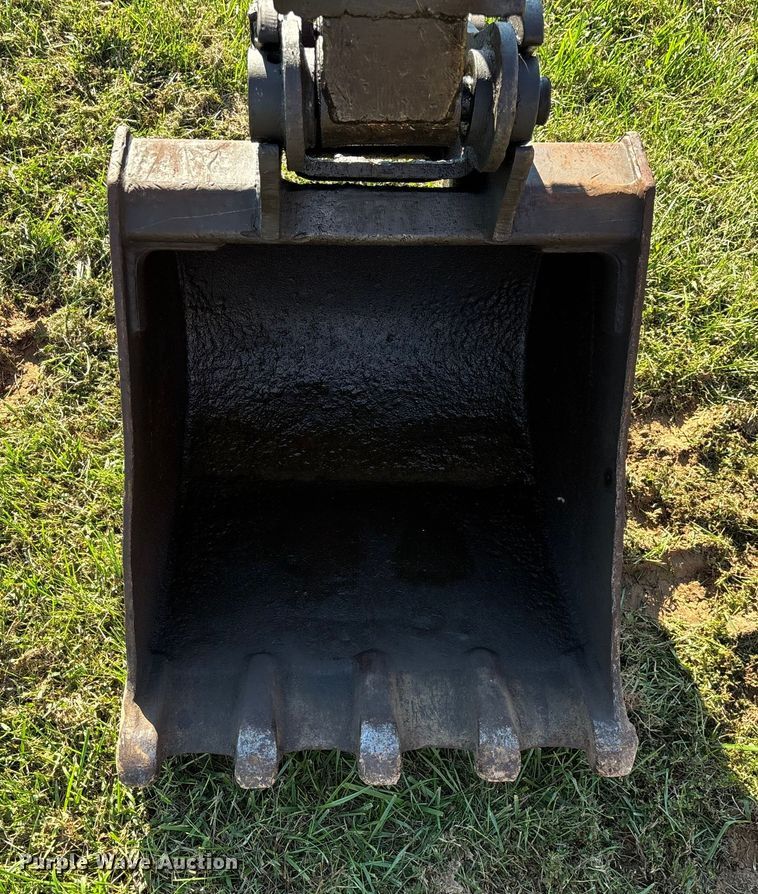 image for item EN5706 2006 Kubota U45 mini excavator