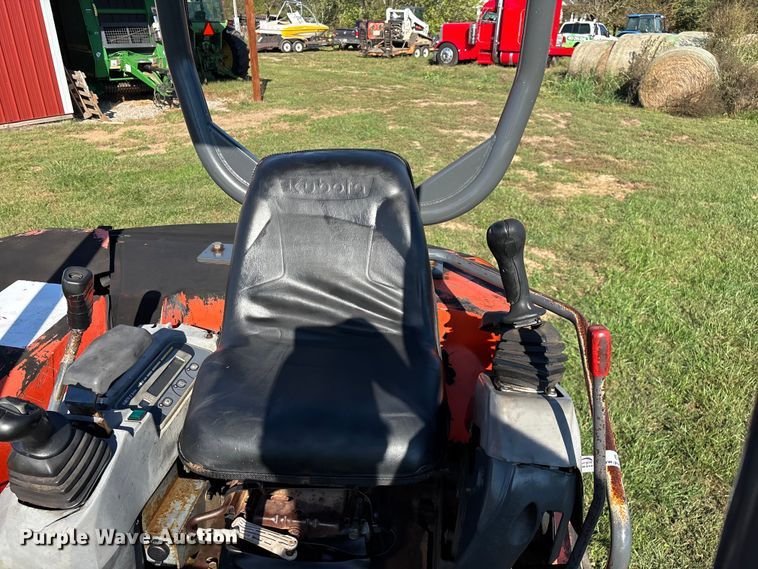 image for item EN5706 2006 Kubota U45 mini excavator