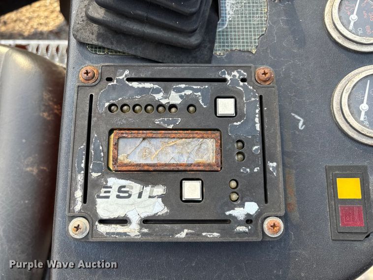 image for item EN5710 1998 Ditch Witch JT1720 directional boring unit