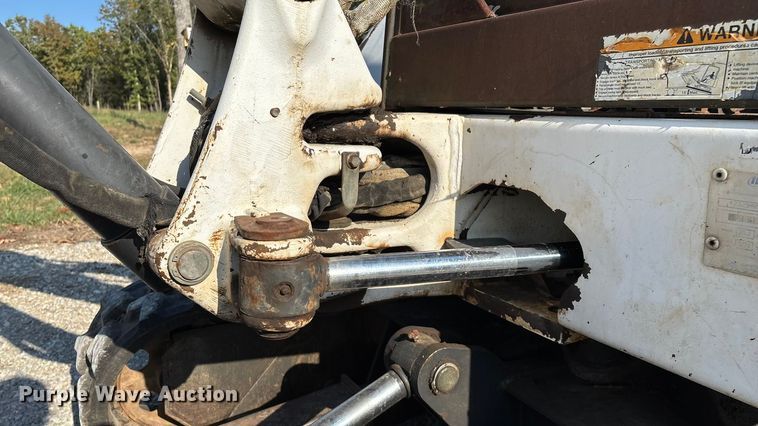 image for item EN5711 2001 Bobcat 331D  mini excavator