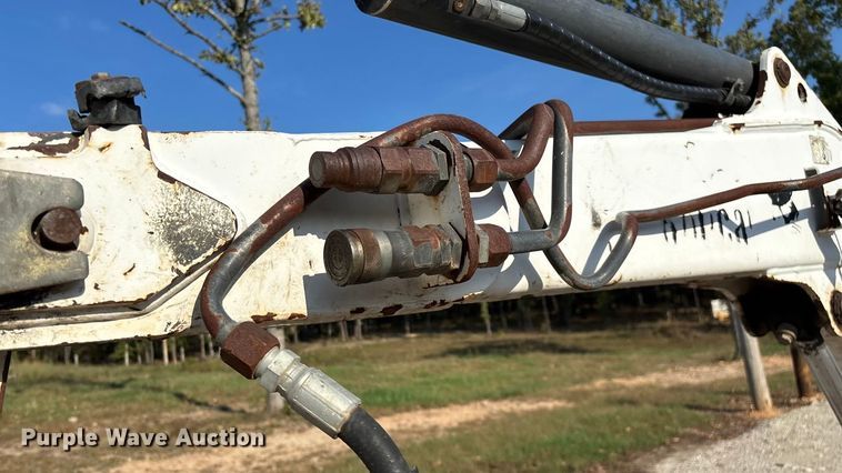 image for item EN5711 2001 Bobcat 331D  mini excavator