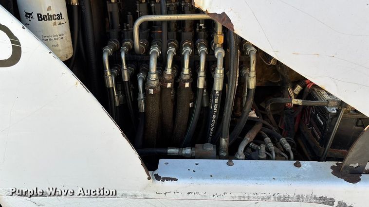 image for item EN5711 2001 Bobcat 331D  mini excavator