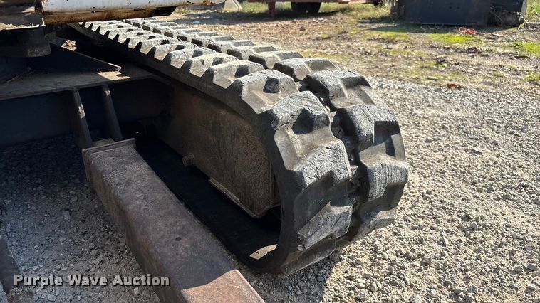 image for item EN5711 2001 Bobcat 331D  mini excavator