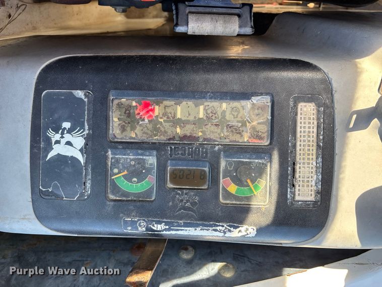 image for item EN5711 2001 Bobcat 331D  mini excavator