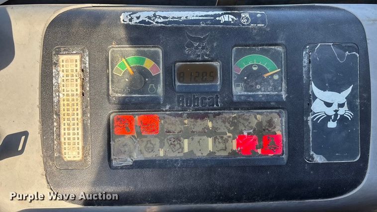 image for item EN5711 2001 Bobcat 331D  mini excavator