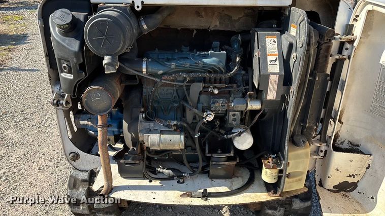 image for item EN5711 2001 Bobcat 331D  mini excavator