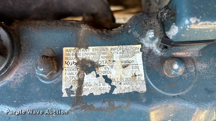 image for item EN5711 2001 Bobcat 331D  mini excavator