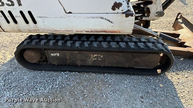image for item EN5711 2001 Bobcat 331D  mini excavator