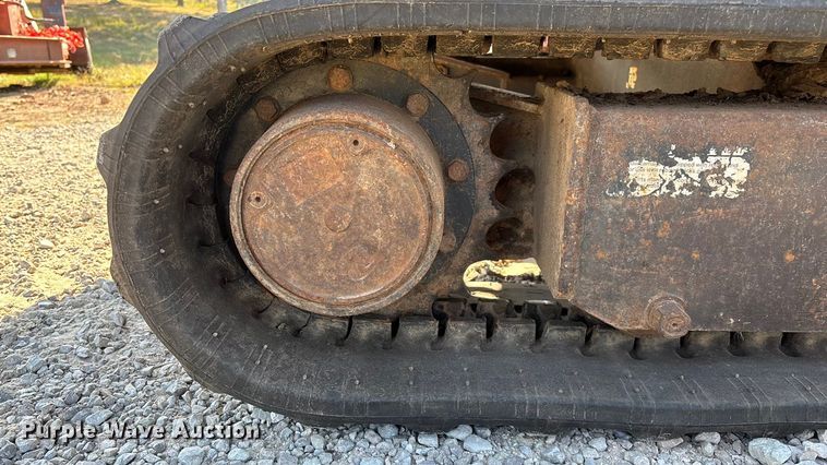 image for item EN5711 2001 Bobcat 331D  mini excavator