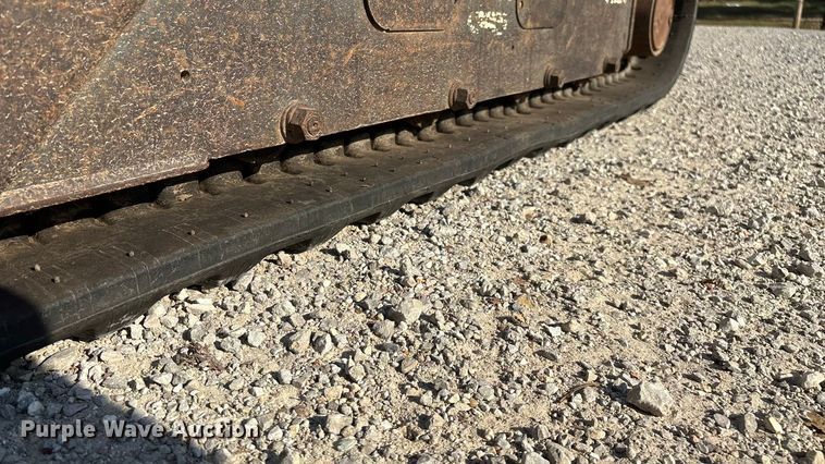 image for item EN5711 2001 Bobcat 331D  mini excavator