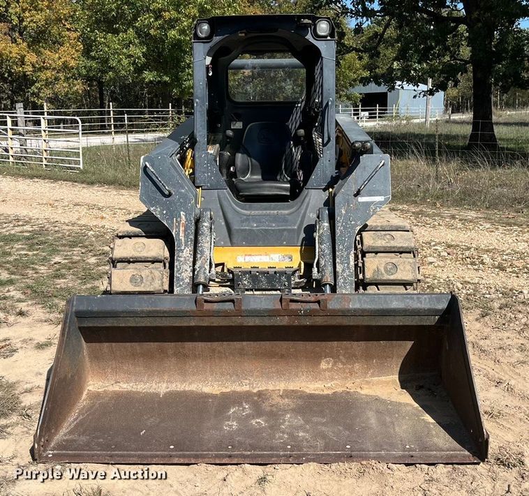 MINI CARGADOR SOBRE RUEDAS 2012 JOHN DEERE 326D