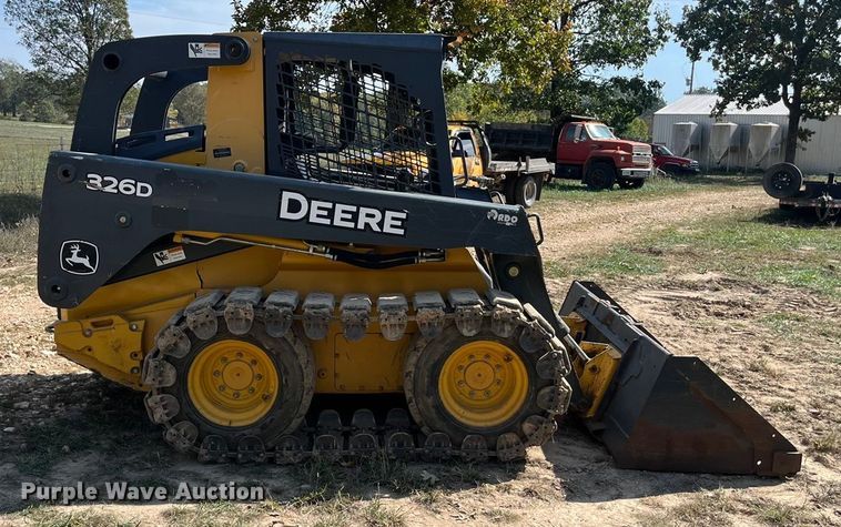 MINI CARGADOR SOBRE RUEDAS 2012 JOHN DEERE 326D