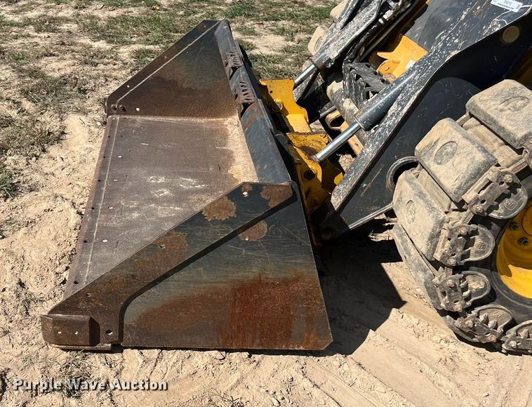 image for item EN5712 2012 John Deere 326D skid steer loader