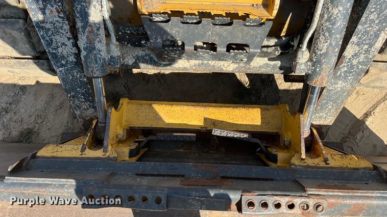 image for item EN5712 2012 John Deere 326D skid steer loader