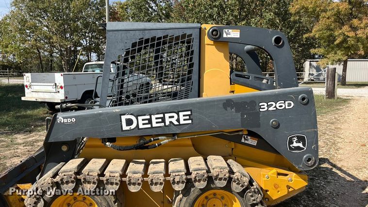 image for item EN5712 2012 John Deere 326D skid steer loader