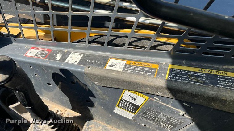 image for item EN5712 2012 John Deere 326D skid steer loader