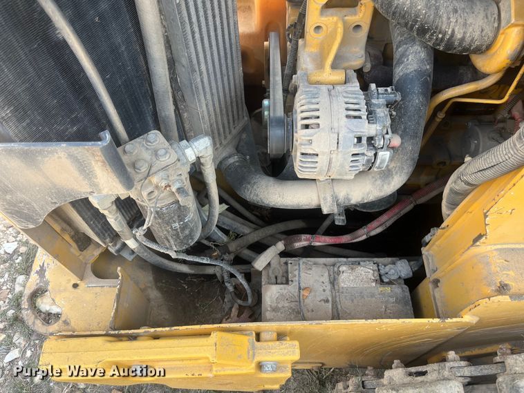 image for item EN5712 2012 John Deere 326D skid steer loader