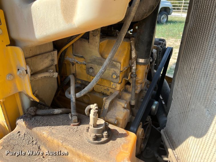 image for item EN5712 2012 John Deere 326D skid steer loader