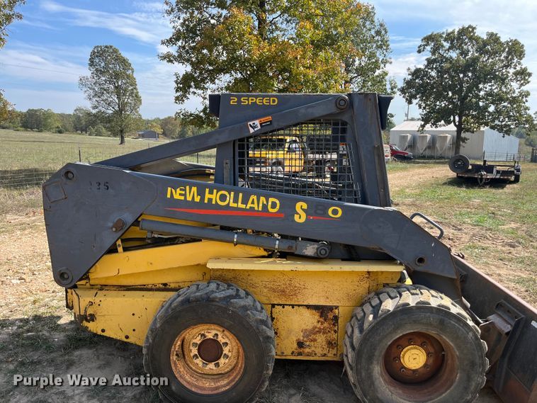 image for item EN5713 2000 New Holland LS180 skid steer loader
