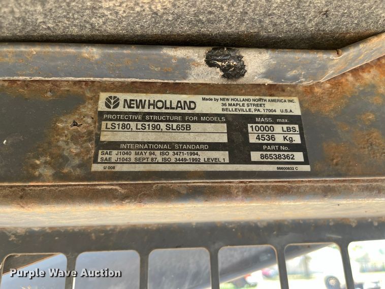 image for item EN5713 2000 New Holland LS180 skid steer loader