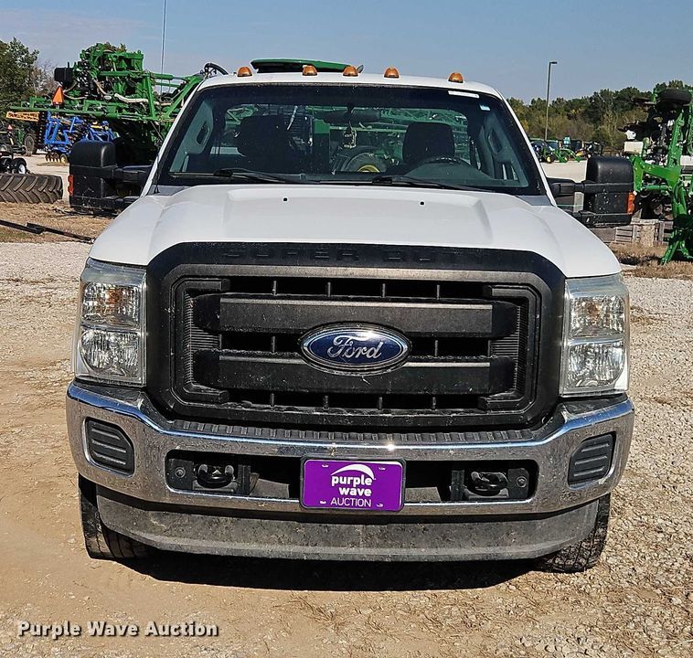 image for item EO4716 2012 Ford F350 Super Duty XL utility bed pickup truck