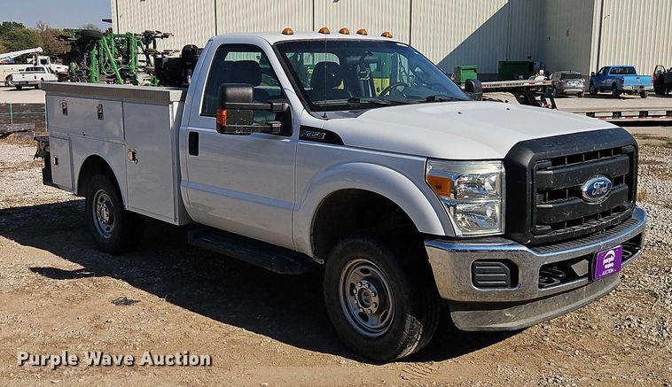 image for item EO4716 2012 Ford F350 Super Duty XL utility bed pickup truck