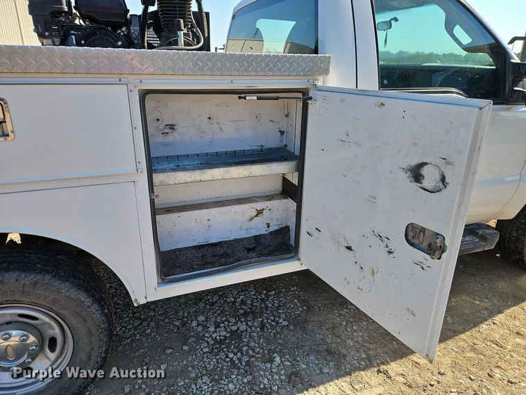 image for item EO4716 2012 Ford F350 Super Duty XL utility bed pickup truck