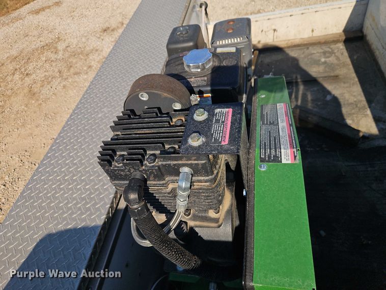 image for item EO4716 2012 Ford F350 Super Duty XL utility bed pickup truck