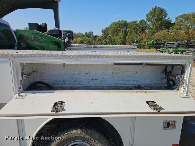 image for item EO4716 2012 Ford F350 Super Duty XL utility bed pickup truck