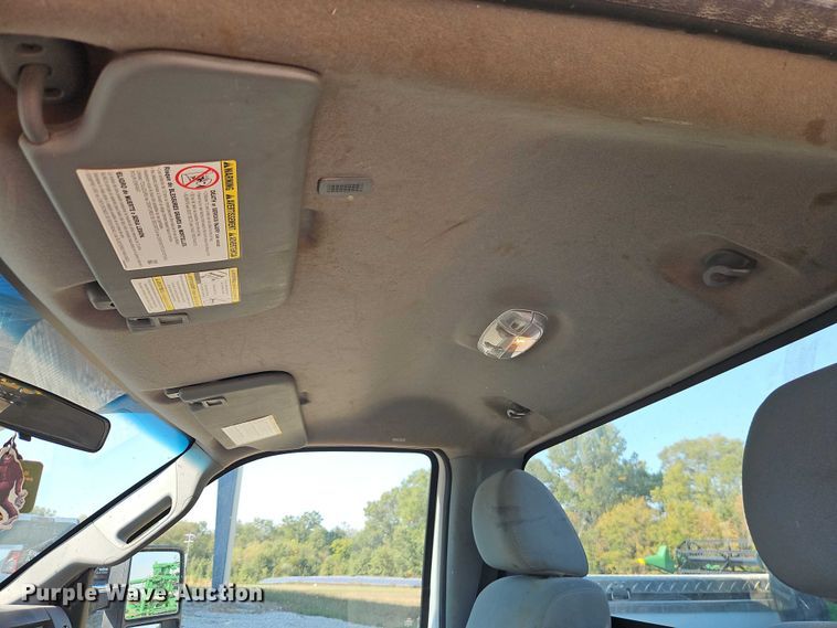 image for item EO4716 2012 Ford F350 Super Duty XL utility bed pickup truck