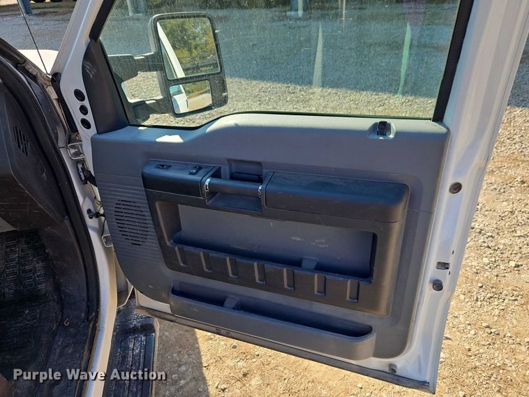 image for item EO4716 2012 Ford F350 Super Duty XL utility bed pickup truck