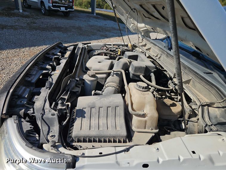 image for item EO4716 2012 Ford F350 Super Duty XL utility bed pickup truck