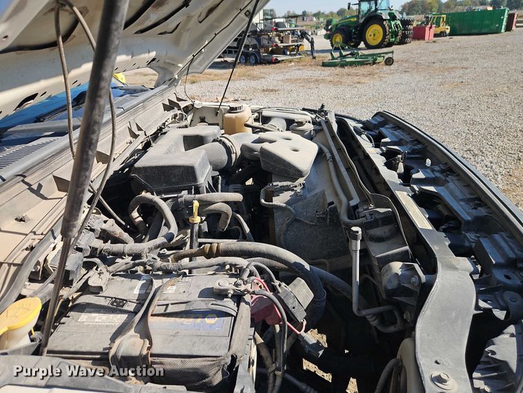 image for item EO4716 2012 Ford F350 Super Duty XL utility bed pickup truck