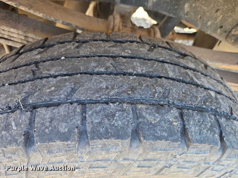 image for item EO4716 2012 Ford F350 Super Duty XL utility bed pickup truck