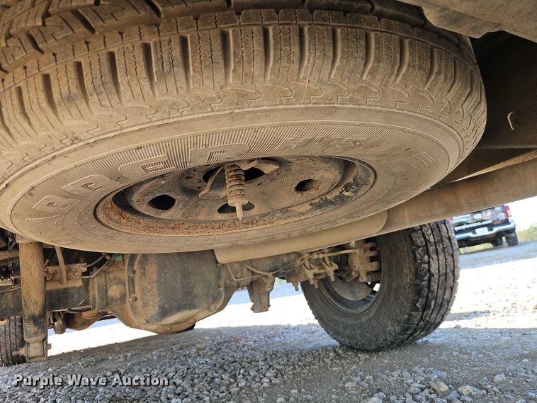 image for item EO4716 2012 Ford F350 Super Duty XL utility bed pickup truck