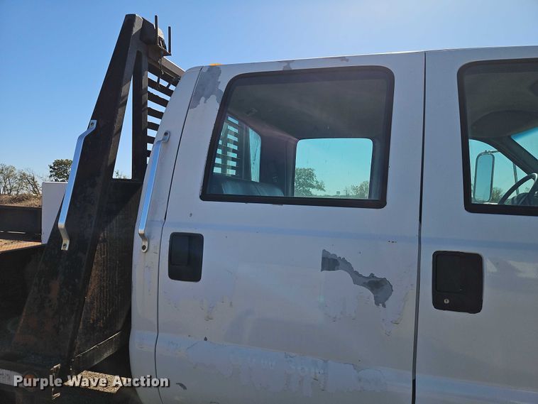 image for item EO4721 2000 Ford F650 flatbed truck