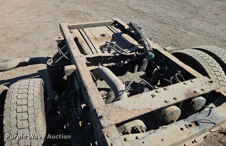 image for item EO4731 2013 Ford F450 Super Duty XLT truck cab and chassis