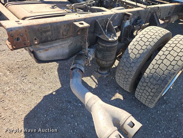 image for item EO4731 2013 Ford F450 Super Duty XLT truck cab and chassis