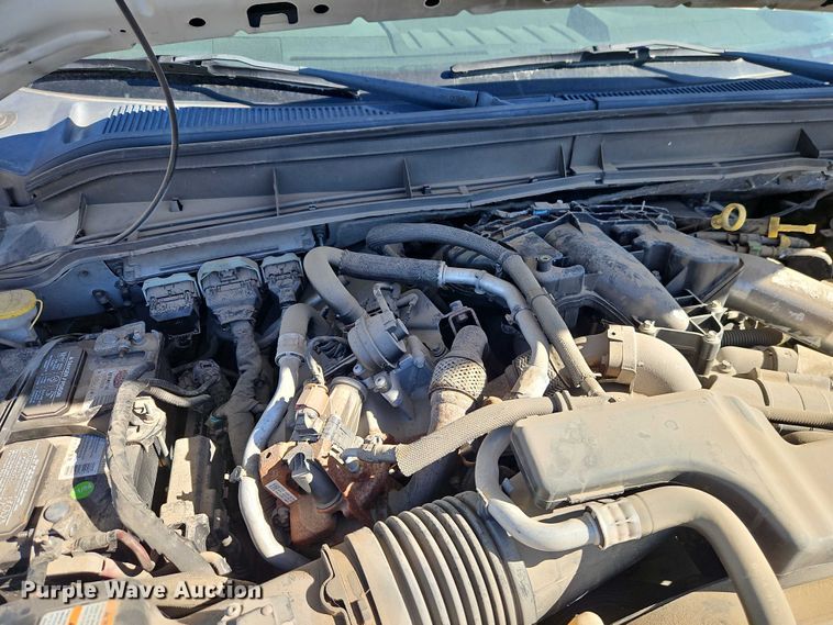 image for item EO4731 2013 Ford F450 Super Duty XLT truck cab and chassis