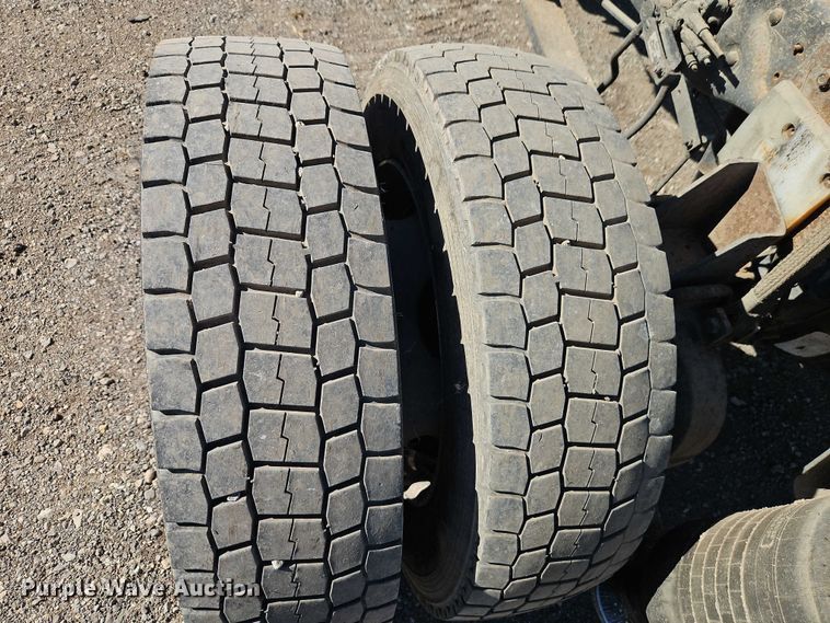 image for item EO4731 2013 Ford F450 Super Duty XLT truck cab and chassis