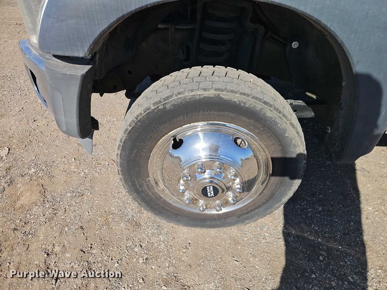 image for item EO4731 2013 Ford F450 Super Duty XLT truck cab and chassis