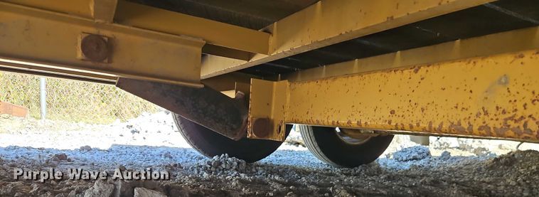 image for item EO4739 2015 Towmaster T-12DT tilt deck utility trailer